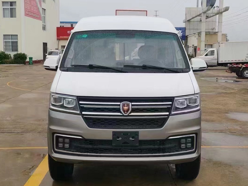 金杯(國(guó)六)新海獅S殯儀車(chē)