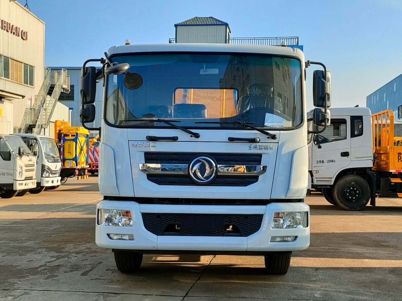 東風D9防撞緩沖車