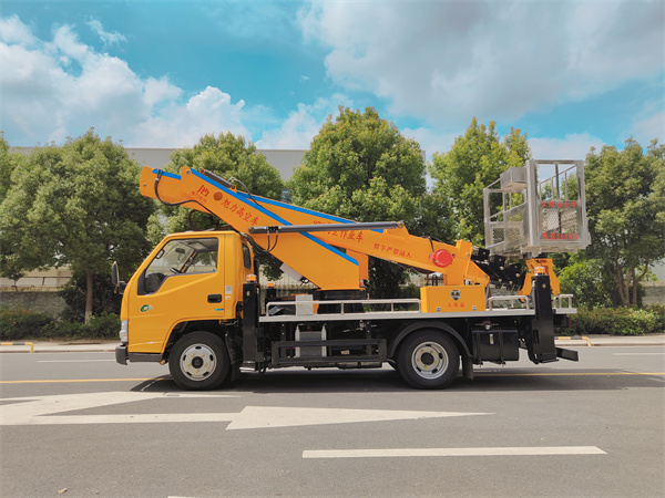 國六 江鈴27米高 空 作 業(yè) 車